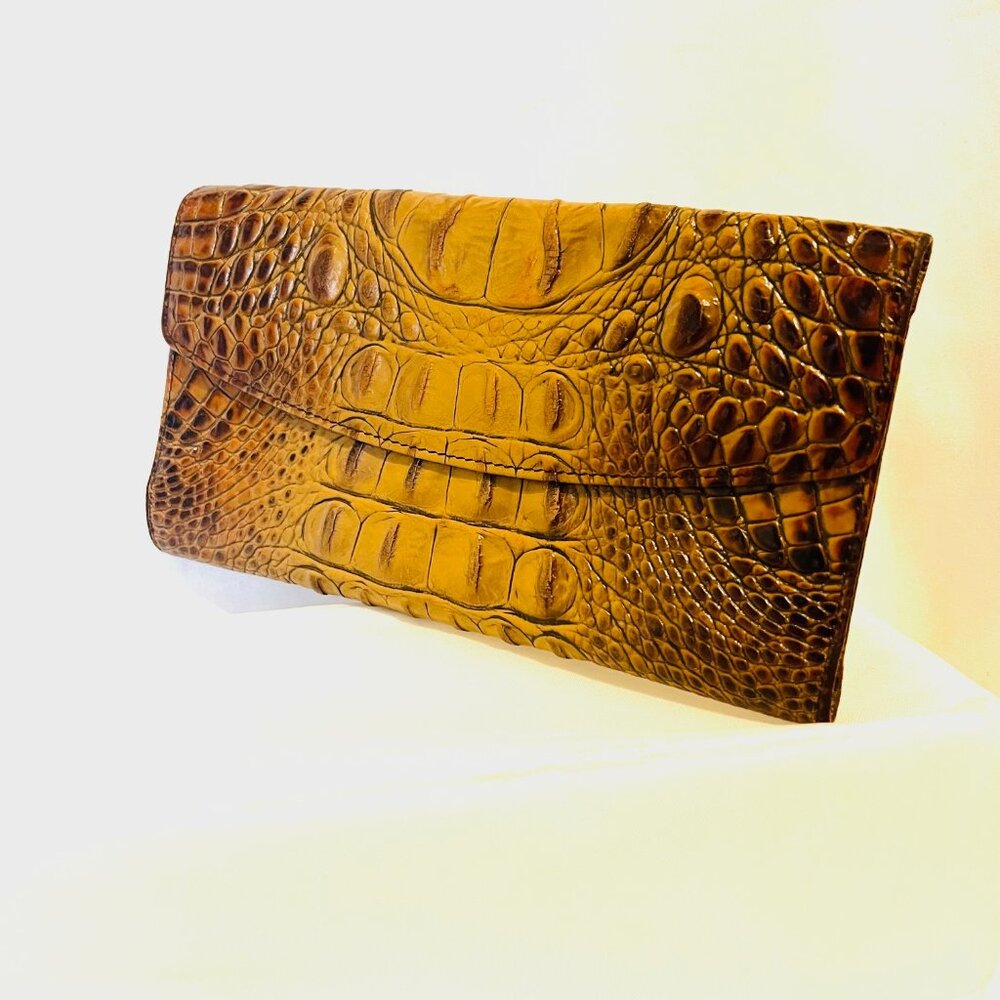 Brahmin Colette Croc Embossed Melbourne Leather-Vintage-Tri Fold Wallet/CheckBk - Picture 2 of 14